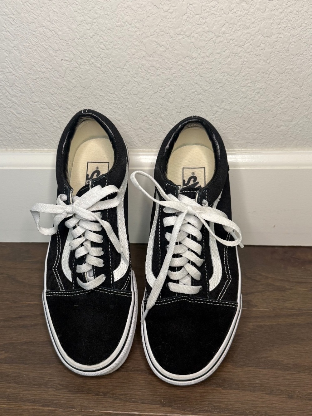 Vans Old Skool Black White Sneakers Women's 8.5